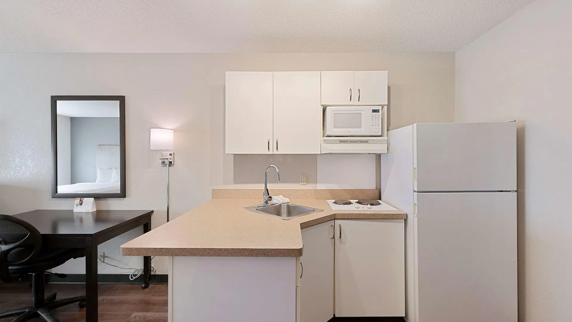 Extended Stay America Select Suites - Charlotte - Tyvola Rd